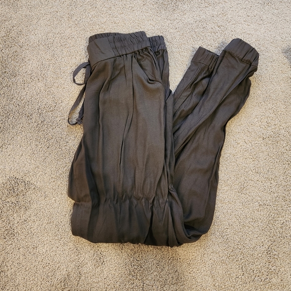 Talula Los Feliz Jogger Pant - Picture 2 of 5